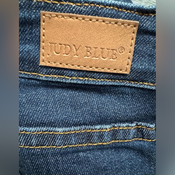 Judy Blue Slim Bootcut Denim - Picture 3 of 5